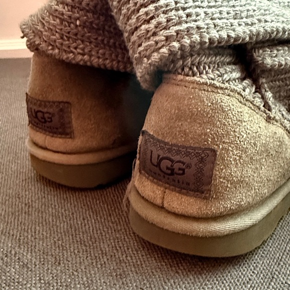 UGG Tan Knit Cuff Boots - Picture 3 of 6